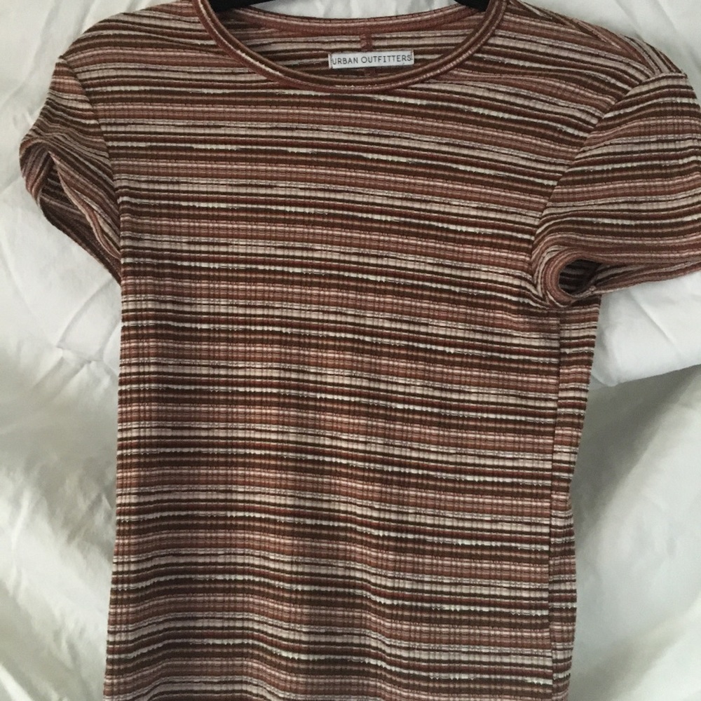 Brown Urban Outfitters short sleeved shirt - Picture 2 of 6